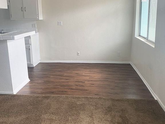 4th image of 14724 Chadron Ave APT 1