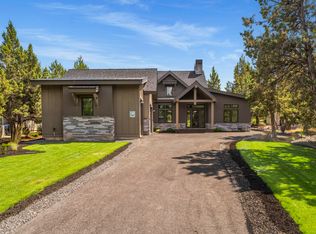 2447 Osprey Dr, Redmond, OR 97756