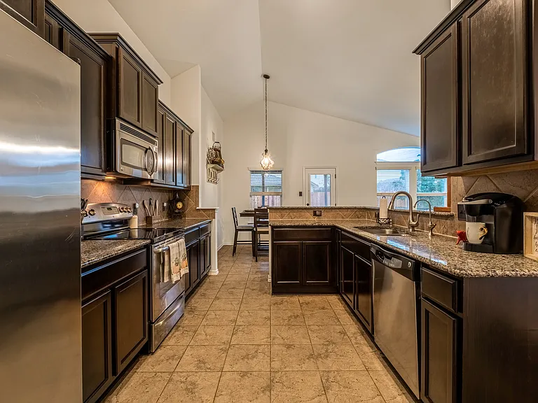 264 Coal Dr — Photo 4