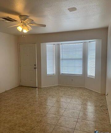 3rd image of 550 E Bonita Pl