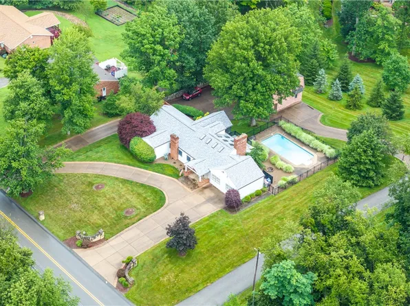 612 Bower Hill Rd, Venetia, PA 15367