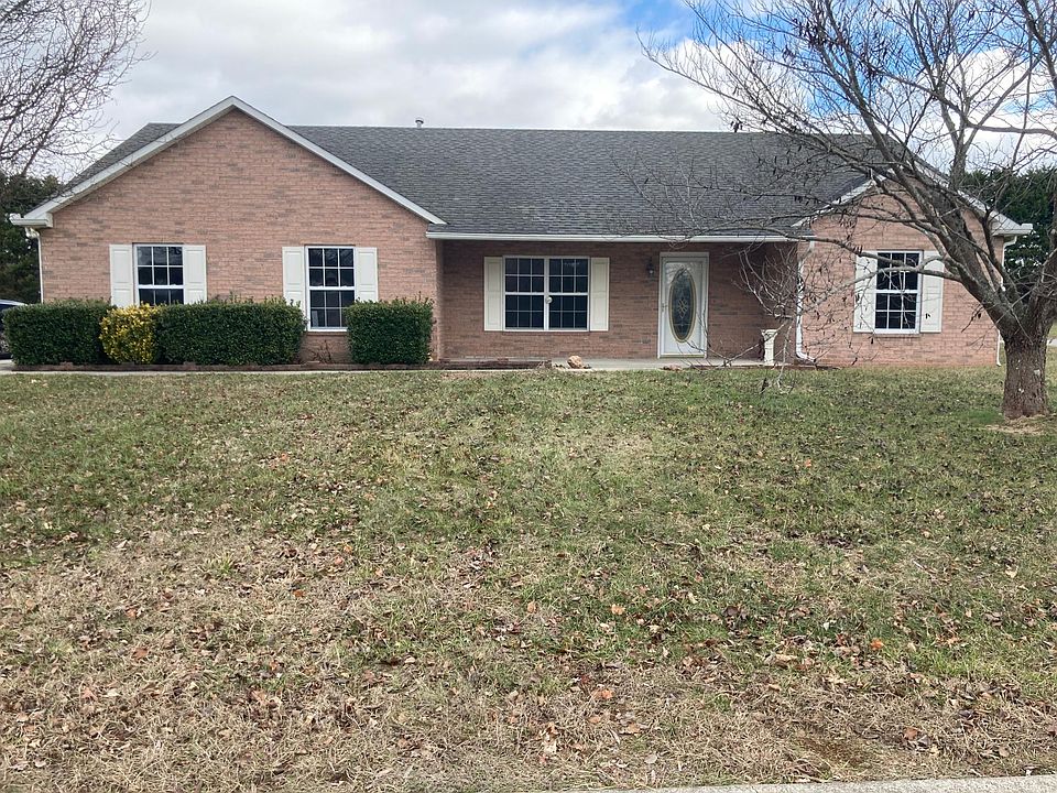 1st image of 948 Mossy Grove Ln