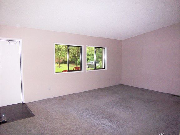 4th image of 31225 NE 144th St