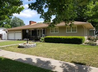 415 Prospect St, Osage City, KS 66523