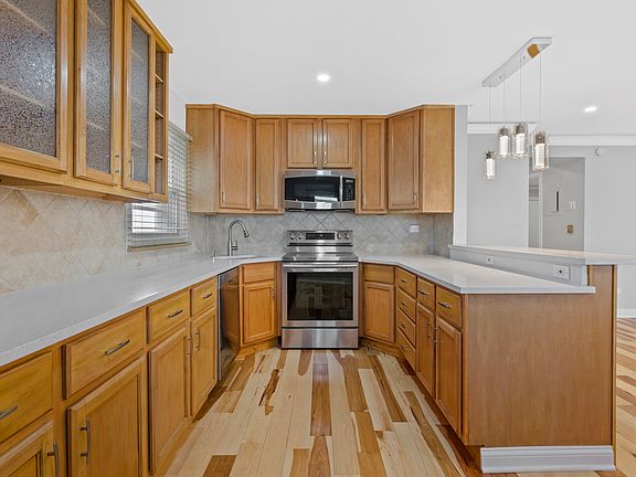 5th image of 9421 Kelvin Ln APT 3153