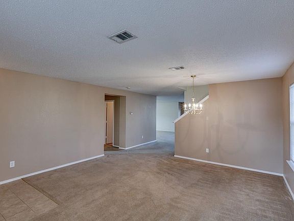 5th image of 1105 Beeblossom Dr