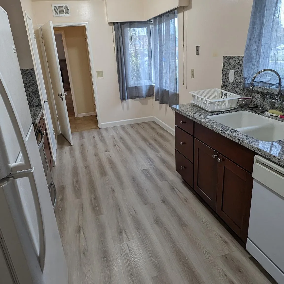2 bed, 860 sqft, $2,795 — Photo 4