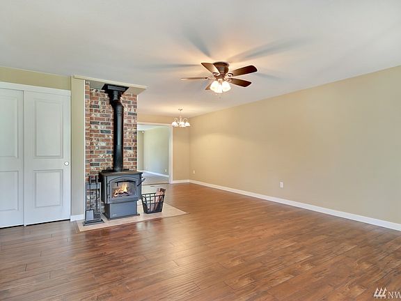 2nd image of 21326 117th St E