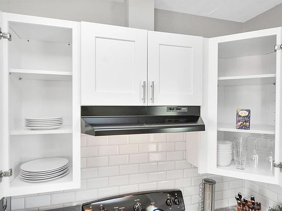 5th image of 1809 Roosevelt St #1809