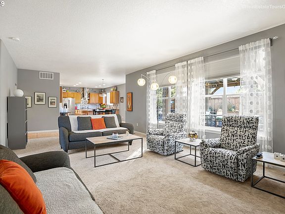 4th image of 4399 SE Topaz Dr