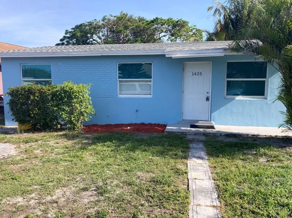 1425 W 36th Street, Riviera Beach, FL 33404