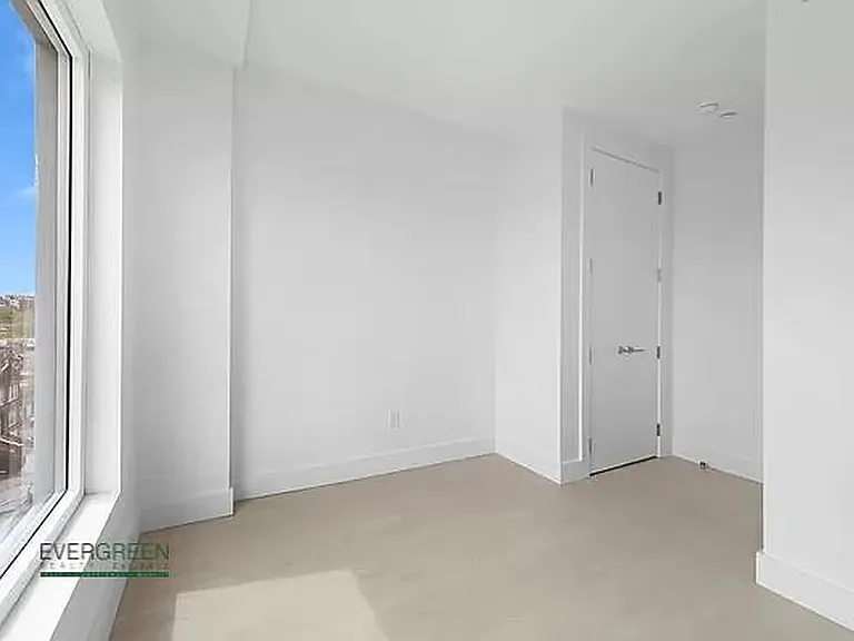 837 Maple St #1B — Photo 6