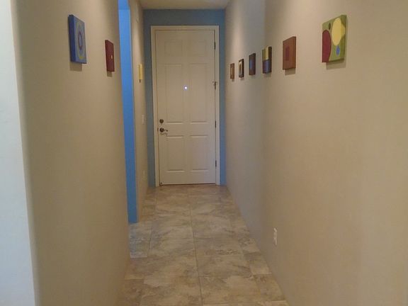 4th image of 320 E Desert Haven Pl