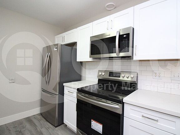 3rd image of 4109 E Moreland St APT 3