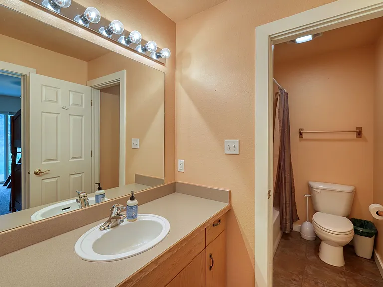313 Firelight Dr — Photo 24
