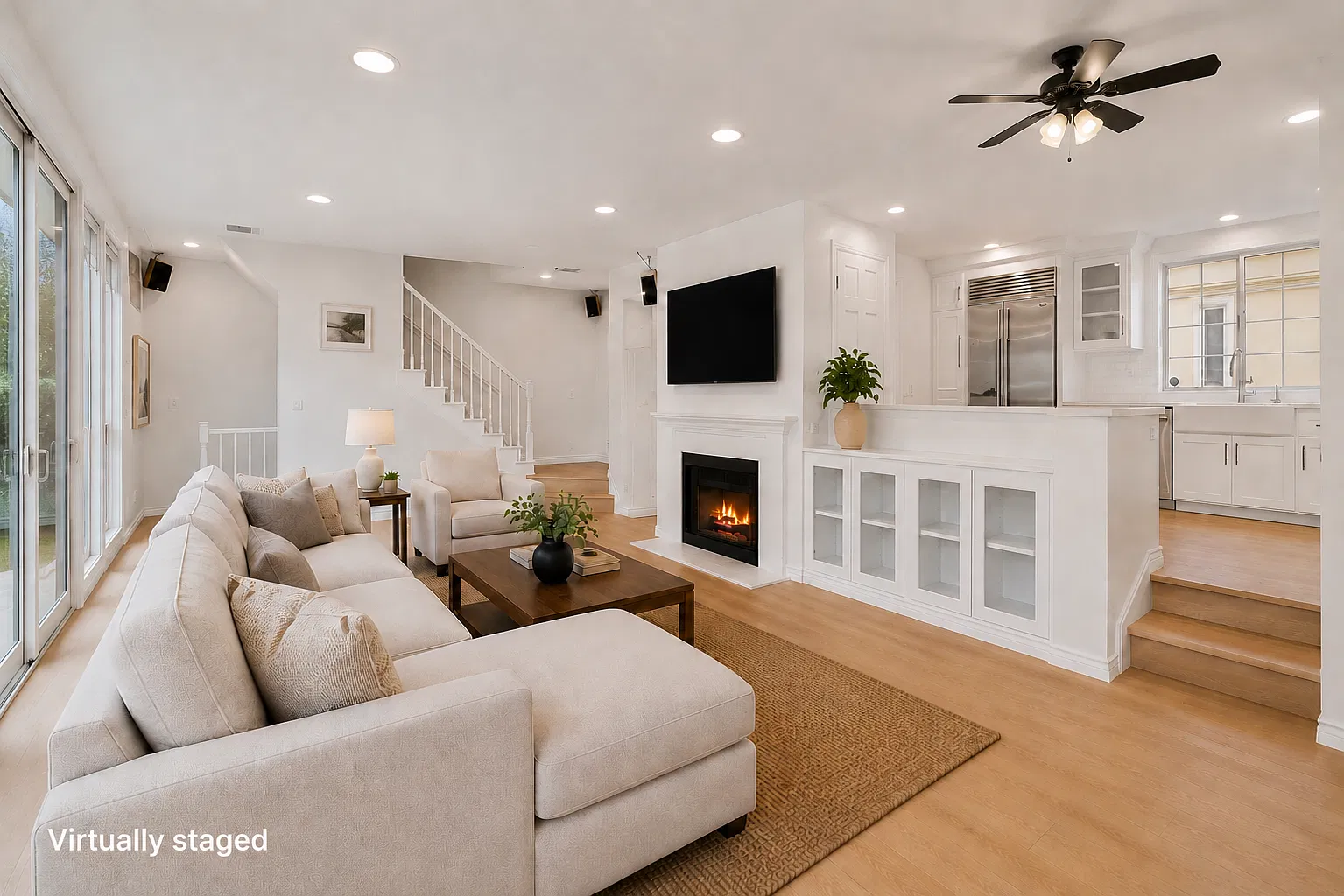 3 bed, 2.5 bath, 1596 sqft, $5,995 — Photo 1
