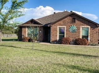 216 E Arbor Ct, Springtown, TX 76082