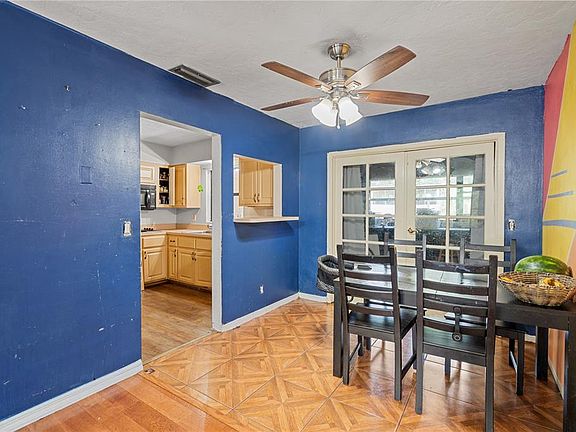 4th image of 1717 NE 28TH AVENUE