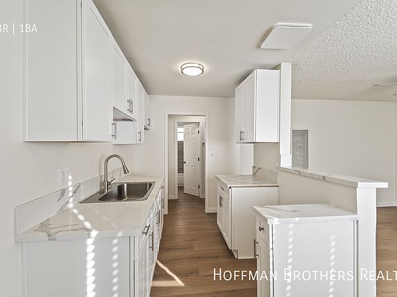 5th image of 14232 Sylvan St APT 8