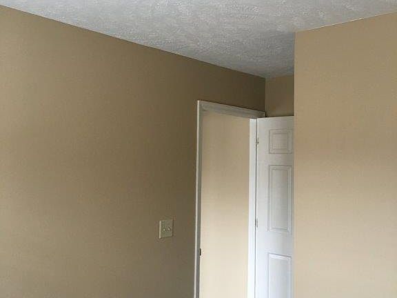 4th image of 728 Holder Dr
