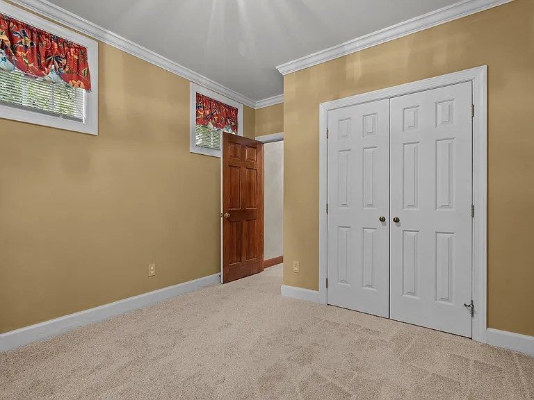 2113 Fallon Oaks Ct — Photo 20