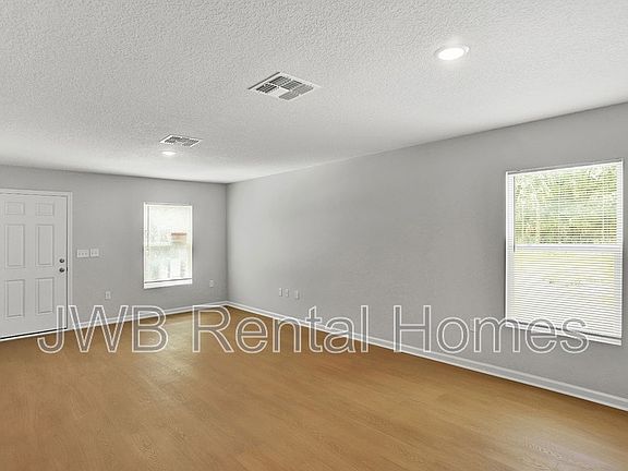 4th image of 6015 Dunmire Ave