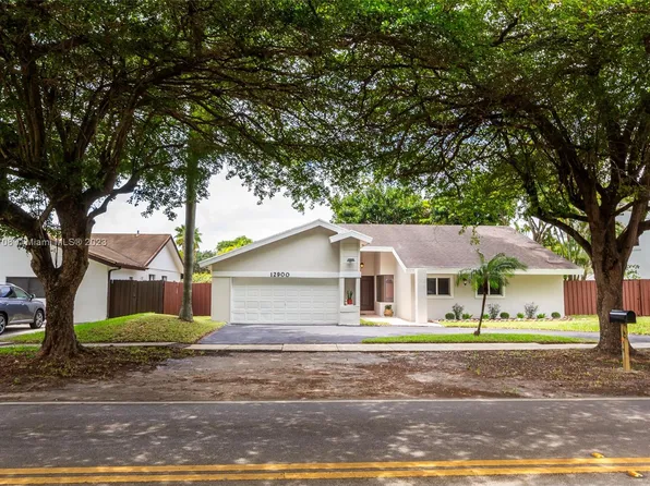 12900 SW 112th St, Miami, FL 33186