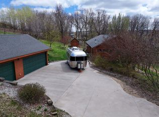 1767 Views End Ln, Lansing, IA 52151