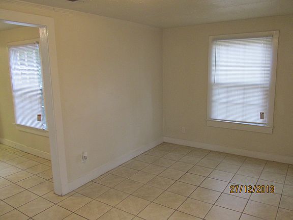4th image of 505 N P St