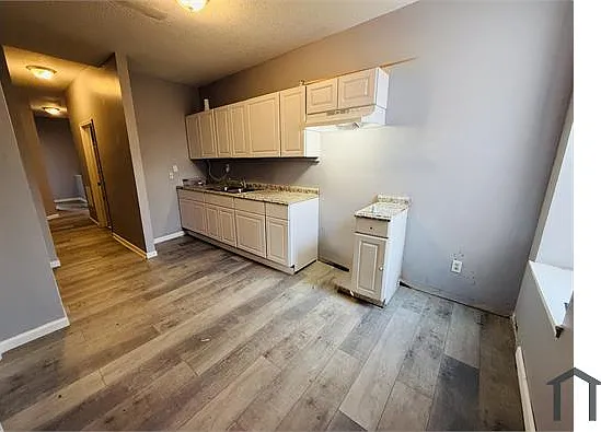 5345 Wells Ave #2F — Photo 13