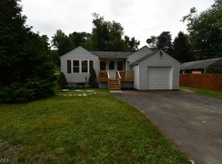 217 Main St, Ogdensburg, NJ 07439
