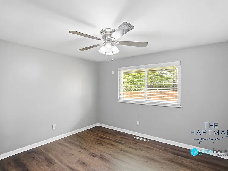 5455 Storck Dr — Photo 14