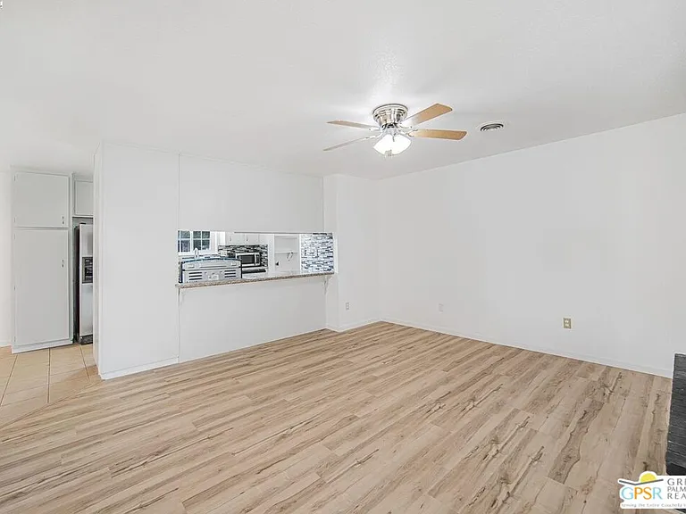 1925 Cota Way — Photo 5