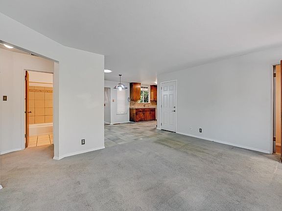 4th image of 9070 Starr Road