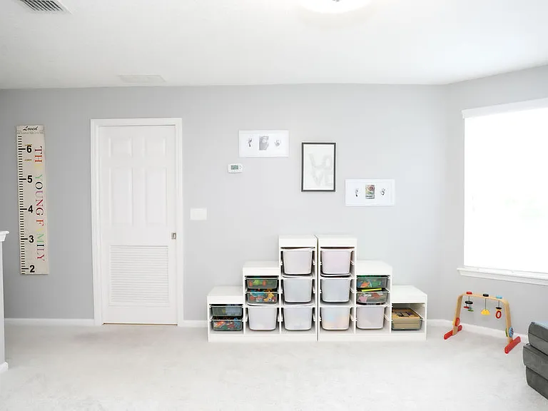 454 Howland Dr — Photo 25
