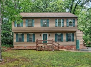 3215 Nuttree Woods Dr, Midlothian, VA 23112
