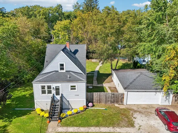 37966 N Nora Pl, Spring Grove, IL 60081