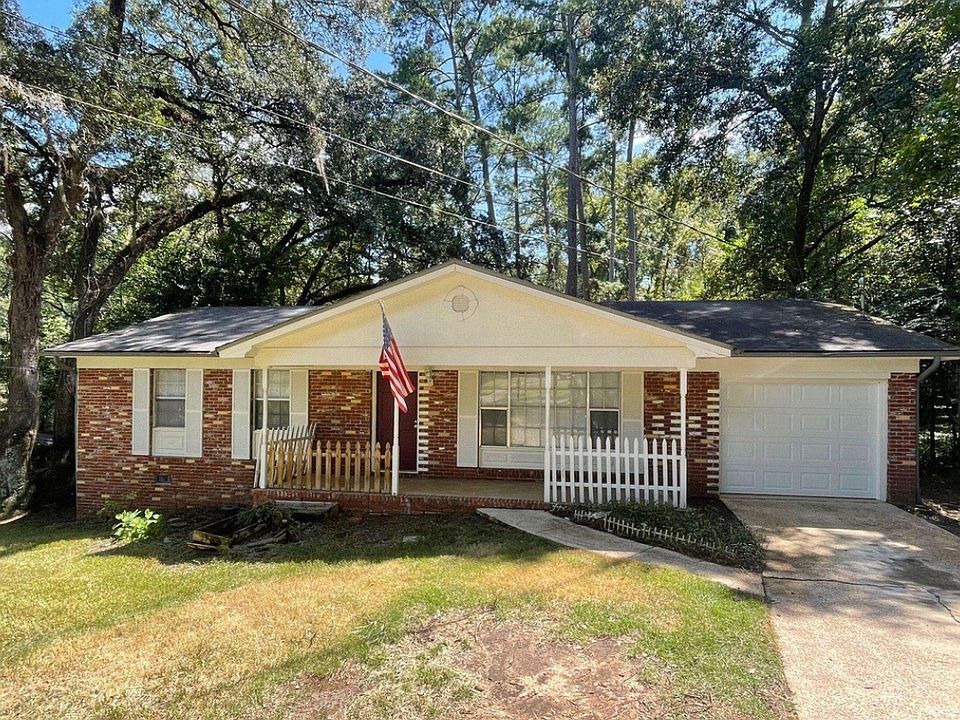 1st image of 2413 Mayfair Rd