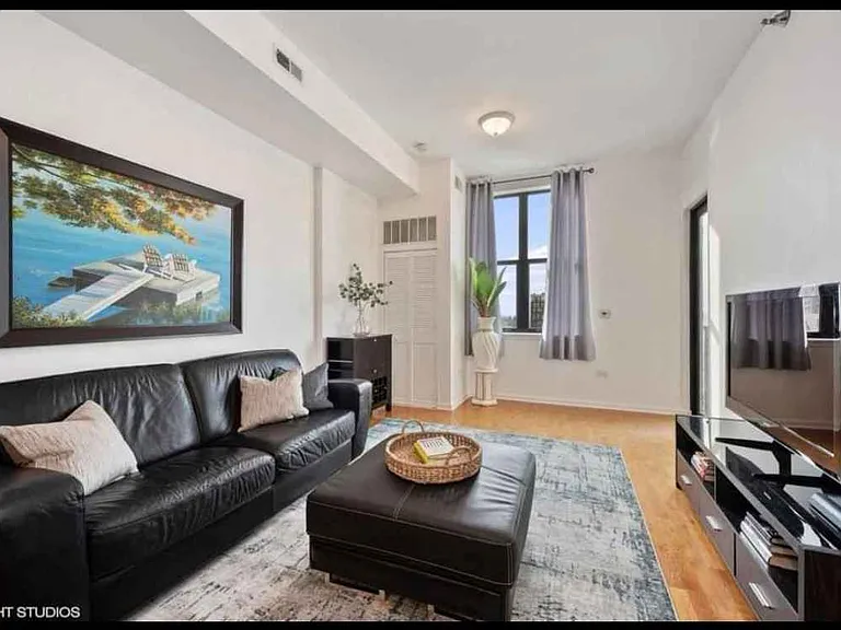 1464 S Michigan Ave #1106 — Photo 8