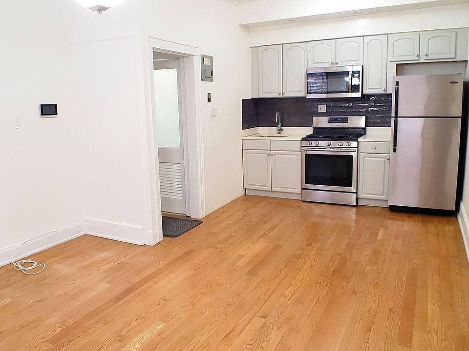 1st image of 176 Meserole St #2FF