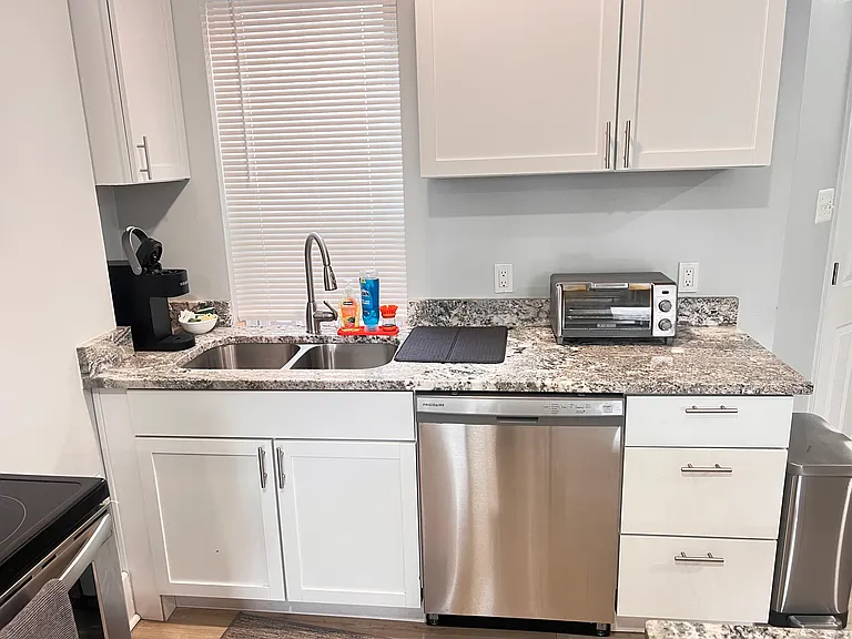 1217 N King St — Photo 3