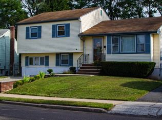 7 Carolynn Rd, Elizabeth, NJ 07201