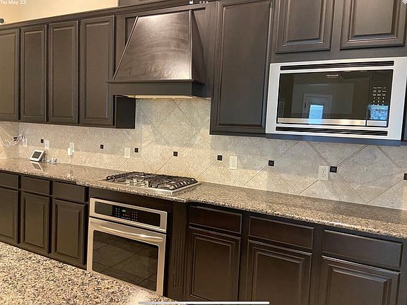 5th image of 8693 Ludlow Dr