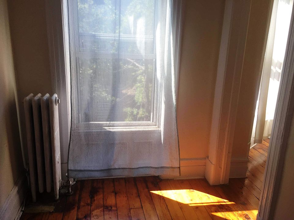 2nd image of 15 Park Pl #1