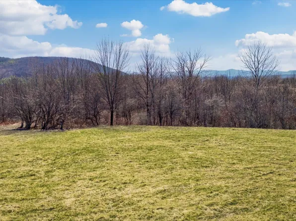 0 Applesauce Hl, Castleton, VT 05735