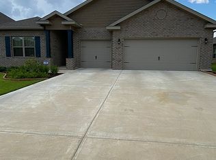 319 Merlin Ct, Crestview, FL 32539