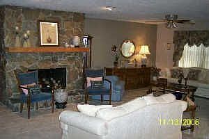 Living Room w/fireplace