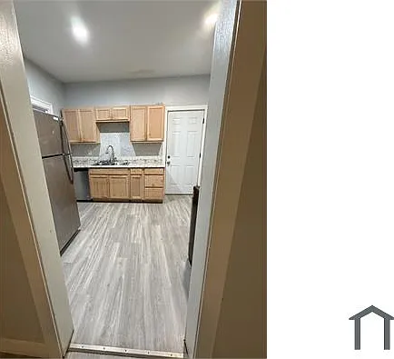 4 bed, $1,550 — Photo 3