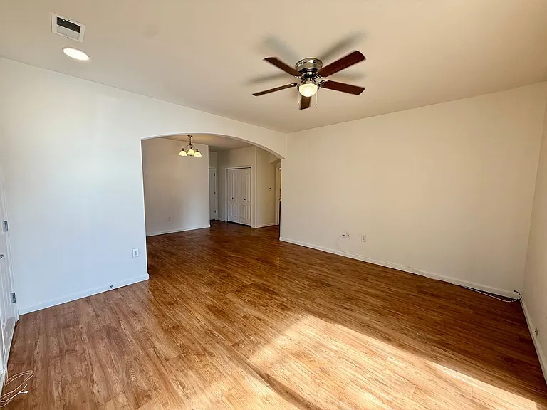 4675 Hahns Peak Dr #101 — Photo 6