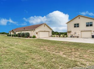 285 Whitmire Dr, Blanco, TX 78606